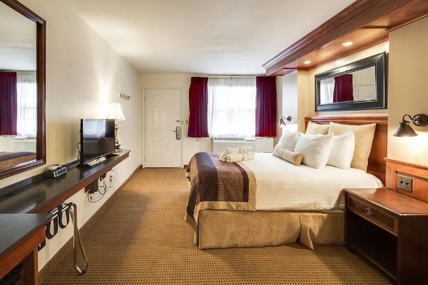 Hotel Twin Peaks Lodge & Hot Springs (Ouray)